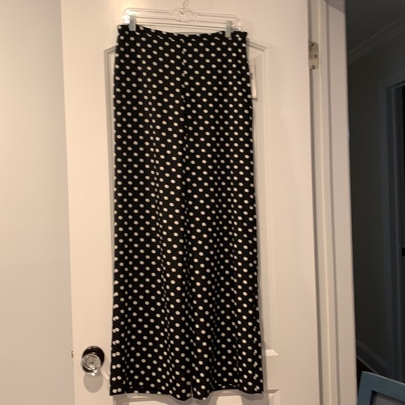 Black and Pearl (white) Ralph Lauren Pants. - Picture 3 of 7